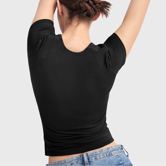 Top - Picture 4 of 4